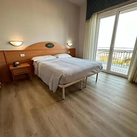 Costa Hotel 3*