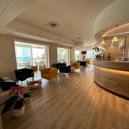 Costa Hotel