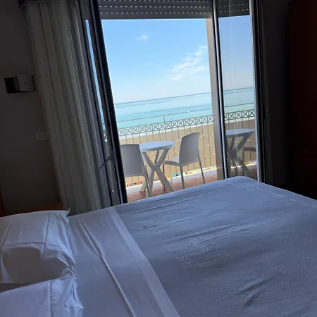 Hotel Costa 3*