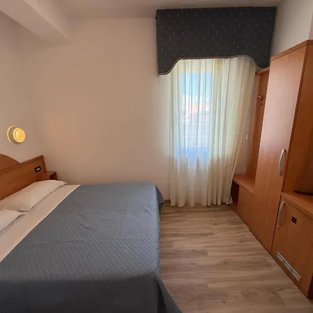 Costa 3* פינטו