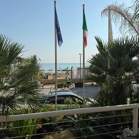 Costa Hotel 3*