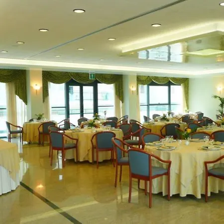 Costa Otel Pineto